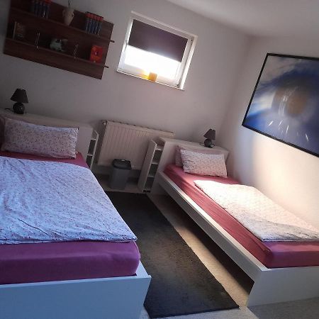 Apartament Zimmervermietung Bully Meyenburg  Zewnętrze zdjęcie